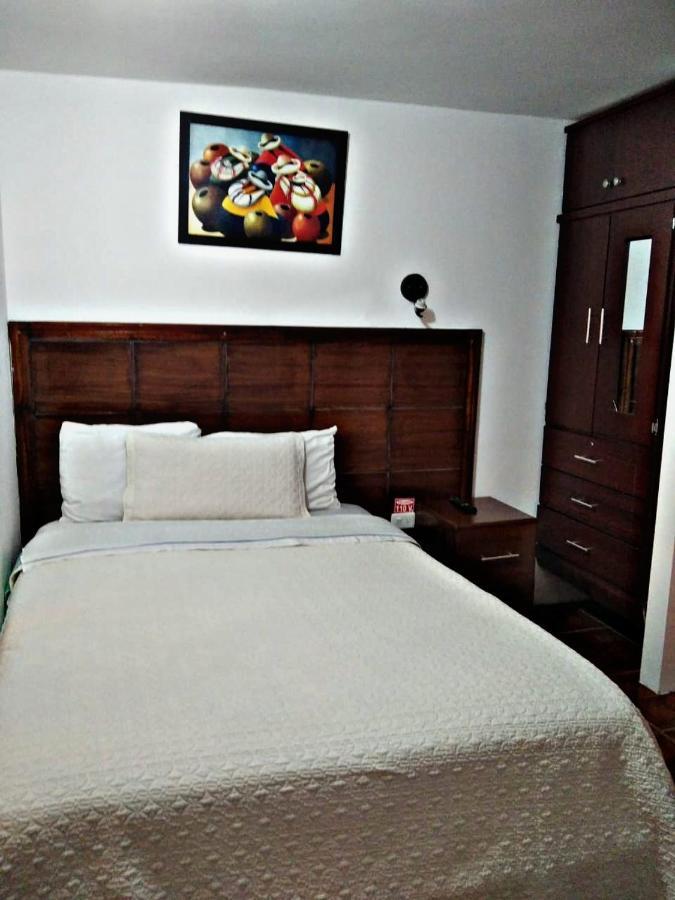 Hostal Mariscal Sucre Tababela Ngoại thất bức ảnh