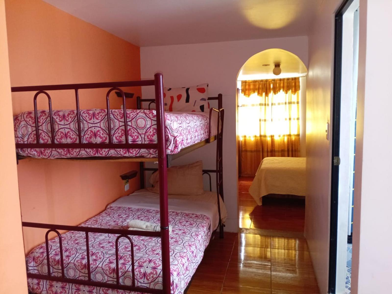 Hostal Mariscal Sucre Tababela Ngoại thất bức ảnh