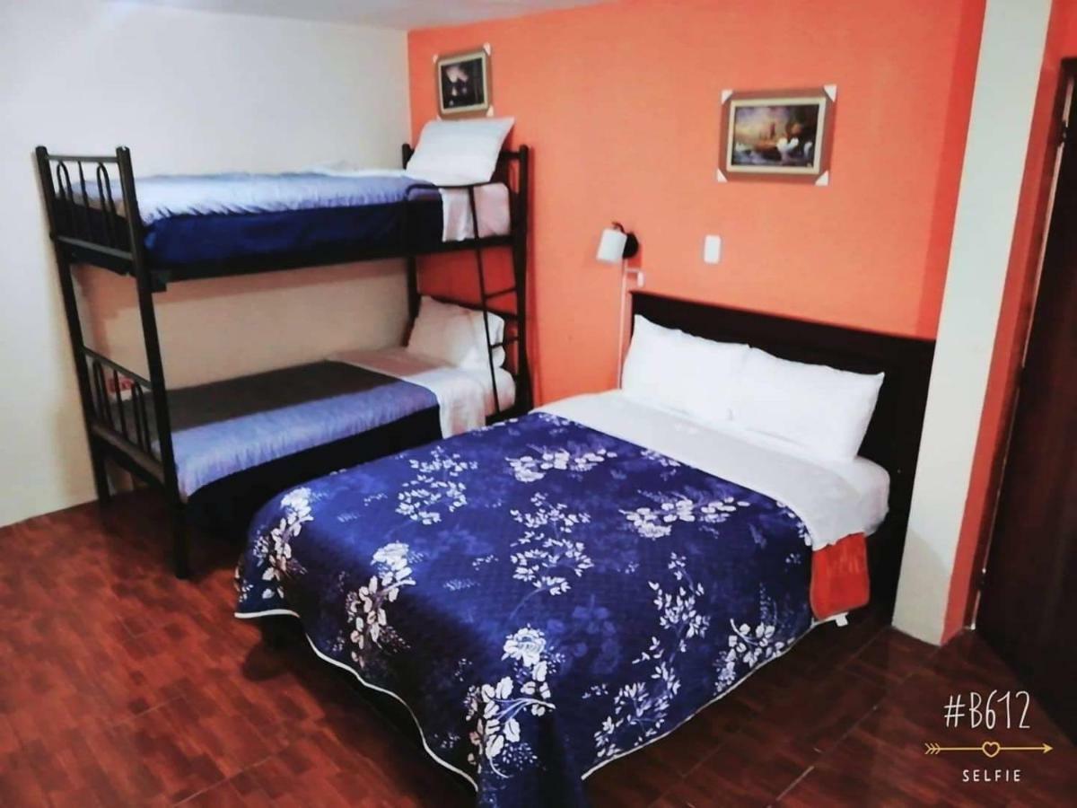 Hostal Mariscal Sucre Tababela Ngoại thất bức ảnh